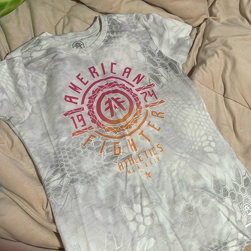 Size small